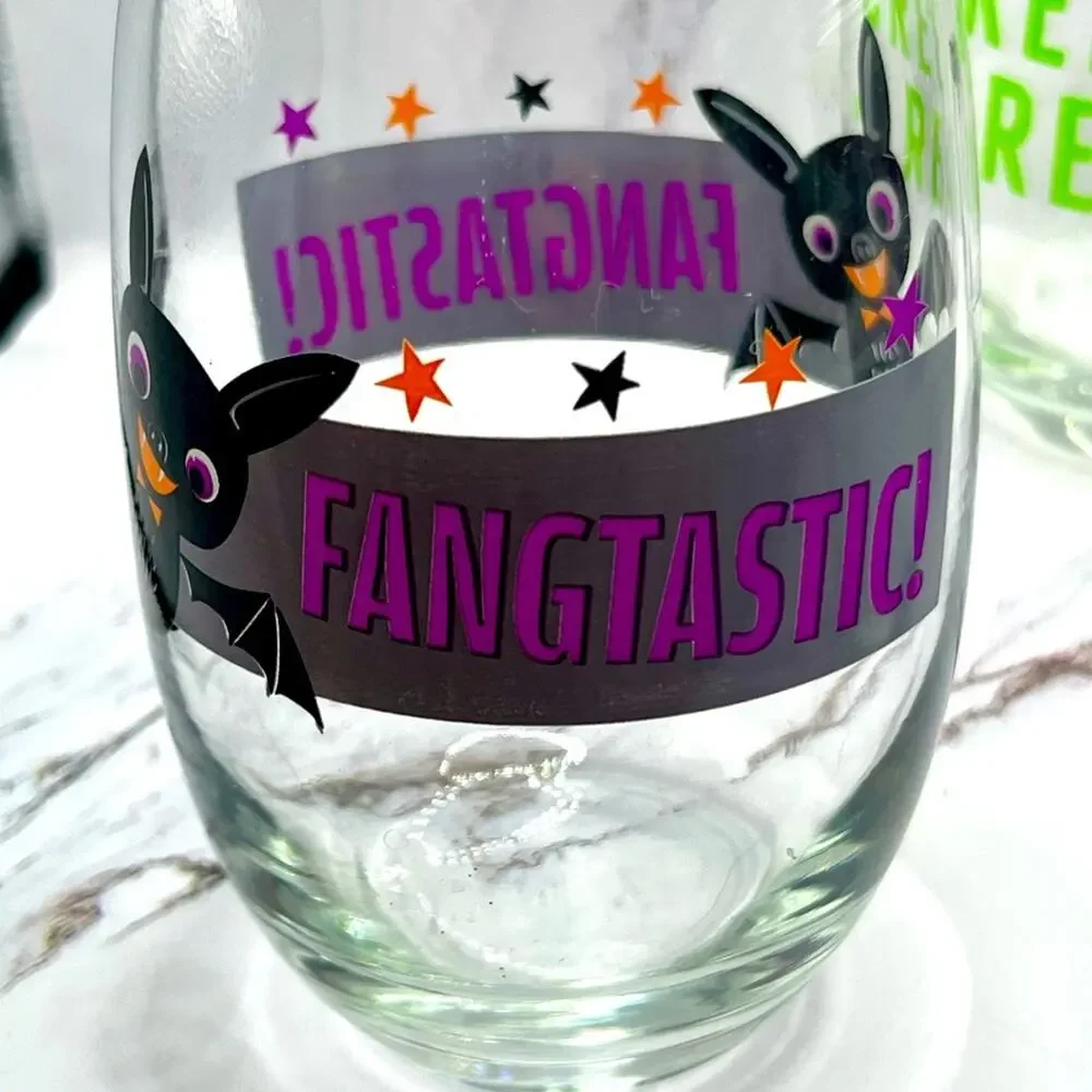 NWOT Set of 5 Halloween stemless wine glasses